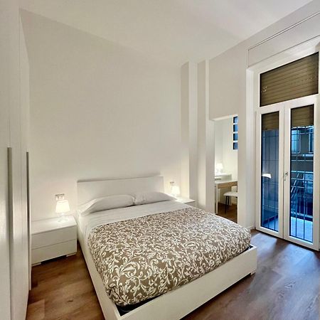 Central Side Apartment Милано Екстериор снимка