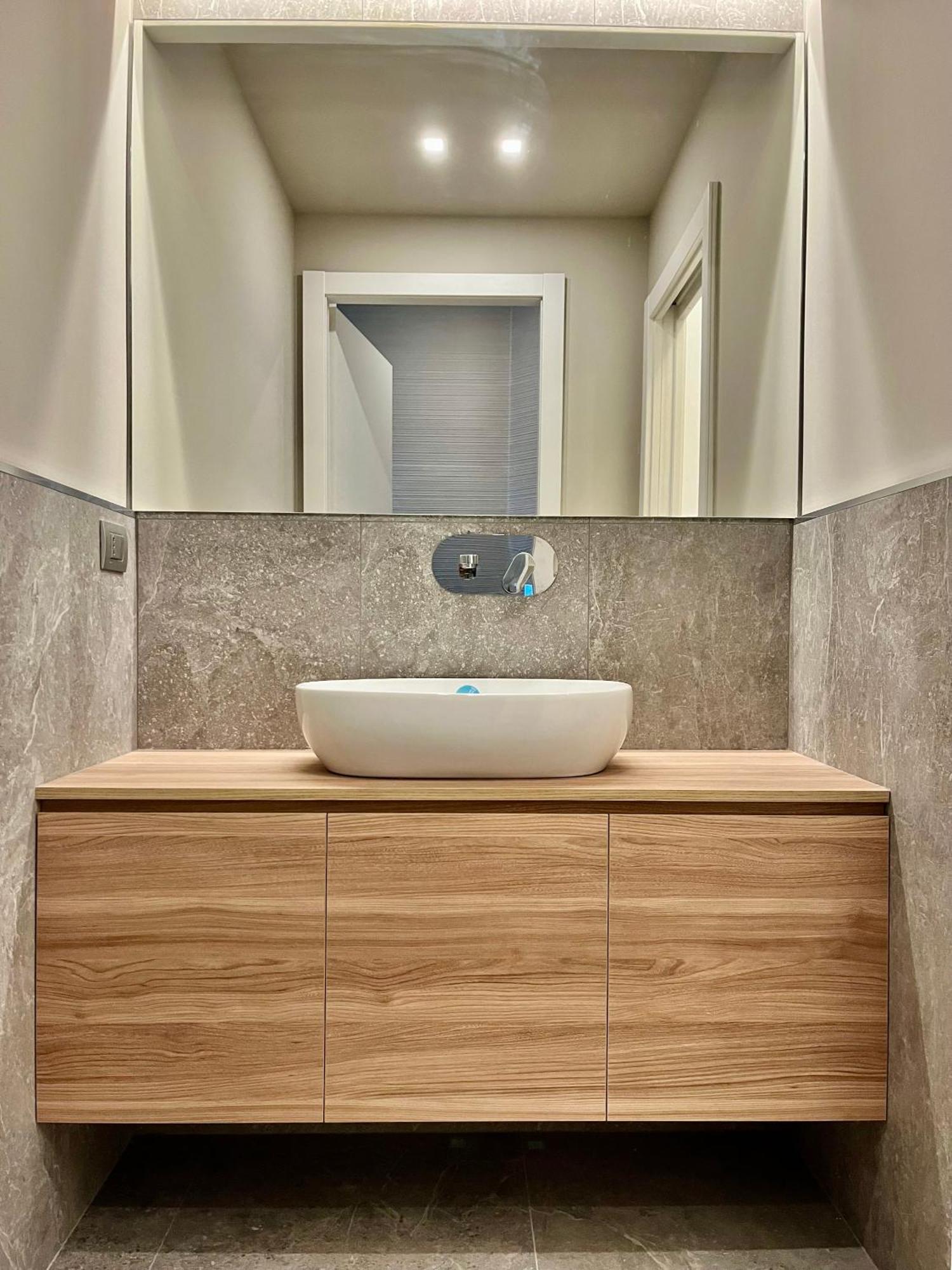 Central Side Apartment Милано Екстериор снимка